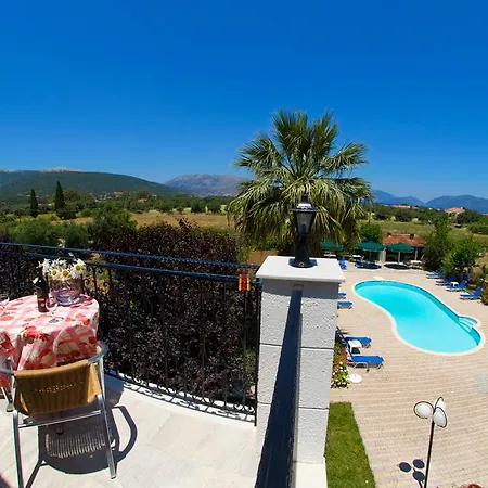 アパート Nikos And *