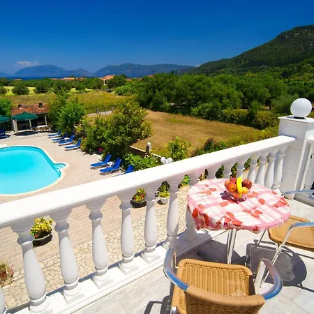 Nikos Studios&apartments